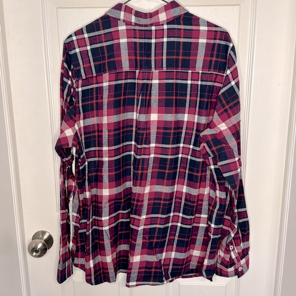 NWOT Woman’s Croft & Barrow Flannel Top - Picture 4 of 4